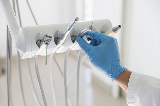 Professional Emergency Dentist technician working in Pomona, NJ